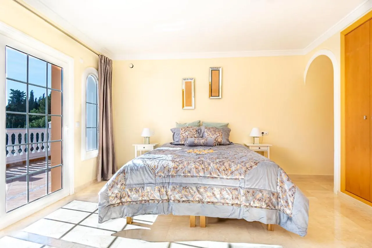 Fuengirola Villa Majestic Mijas 0*,